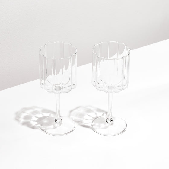Clear Wave Wine Glass ~ Set of 2